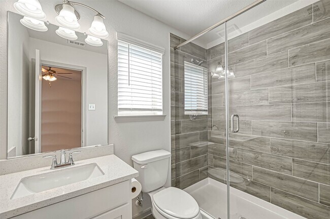 Building Photo - 7910 Cypress Country Dr