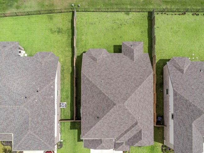 Building Photo - 2507 Chivalry Ln