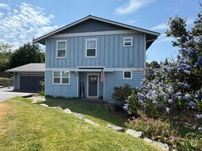 Building Photo - Gorgeous Mount Vernon Home 4 Beds 3.5 Bath...