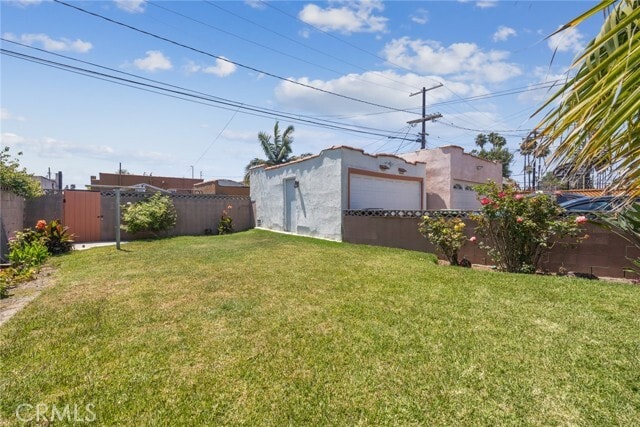 Building Photo - 5817 Haas Ave