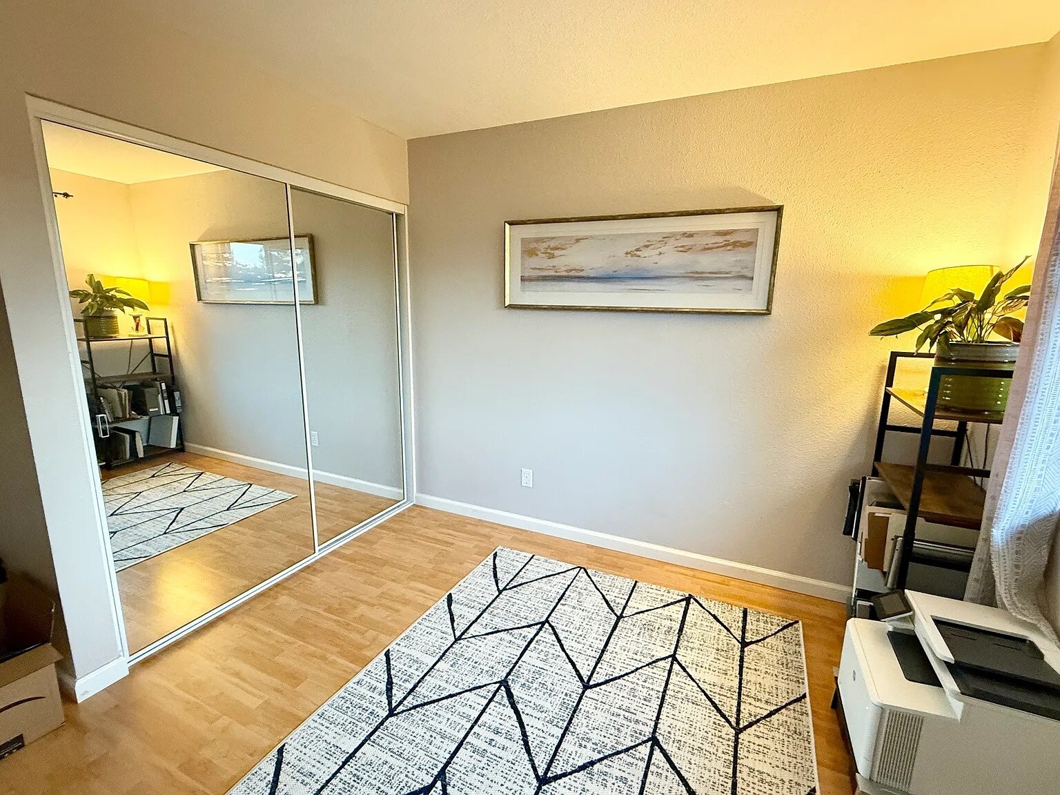 Building Photo - 142 Cherry St