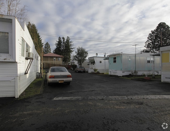 Building Photo - Cascade Mobile Villa