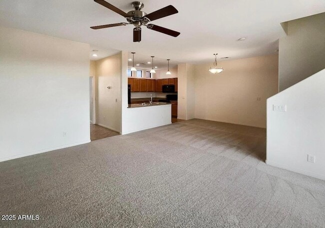 Building Photo - 123 N Washington St