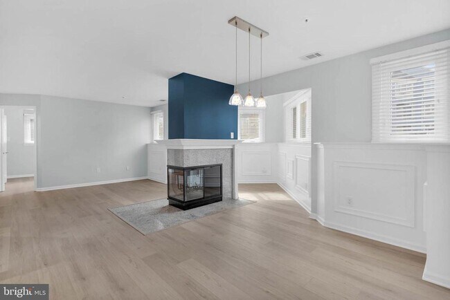 Building Photo - 4986 Dorsey Hall Dr