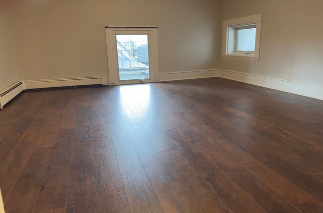 Building Photo - 21 Fayette St