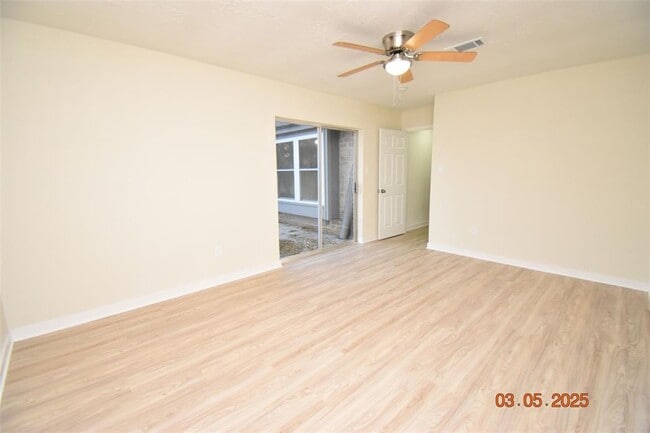 Building Photo - 16115 Bougainvilla Ln