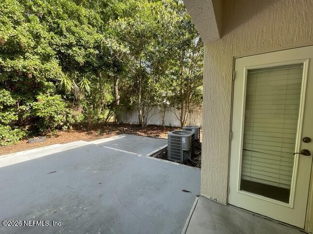 Building Photo - 8907 Hampton Landing Dr E