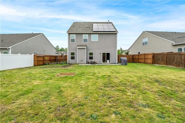 Building Photo - Beautiful 4BR/3BA Home in the Desirable Po...
