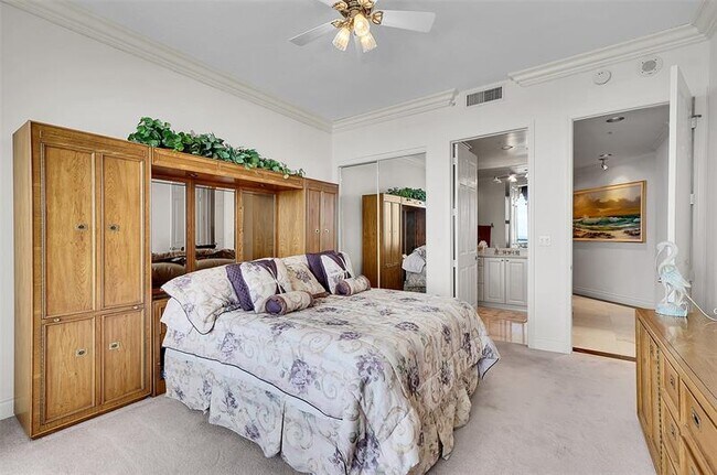 Building Photo - 6001 N Ocean Dr