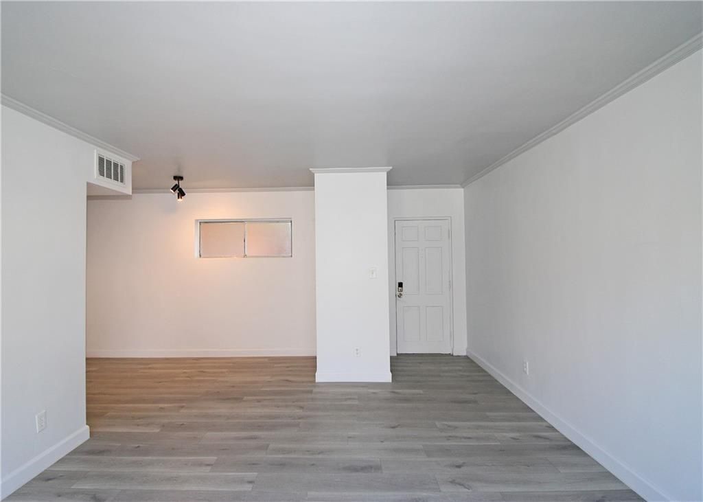 Building Photo - 91 Rumson Rd NE