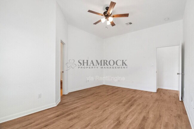 Building Photo - 10513 Condor Loop