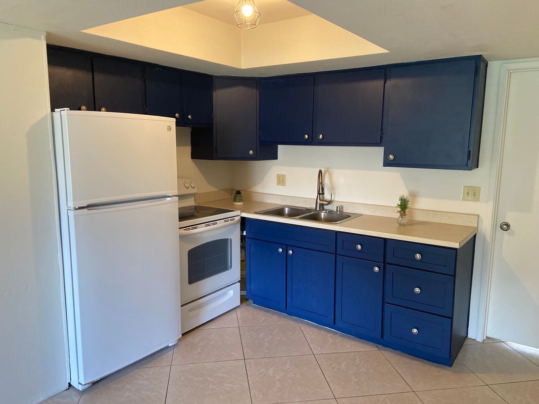 Building Photo - 9645 Spyglass Ave