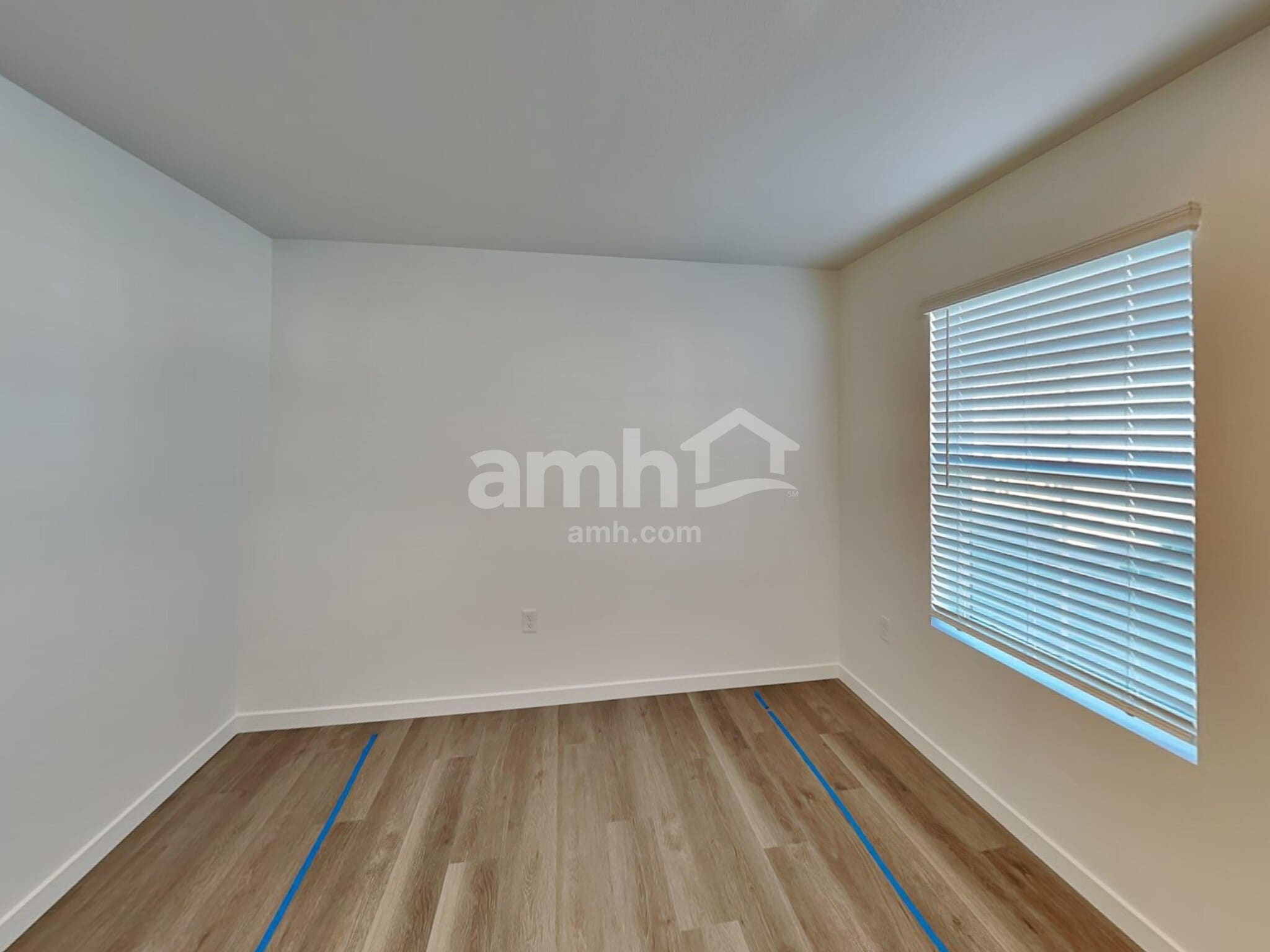 Building Photo - 9070 Henley Ave