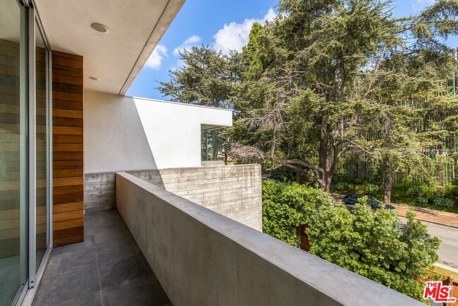 Building Photo - 4035 Van Buren Pl