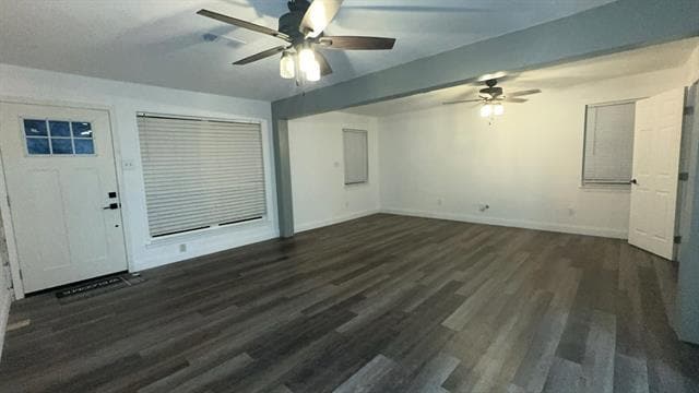 Building Photo - 1115 Casa Dr