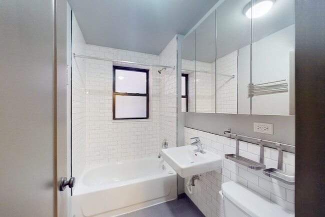 Floorplan - 5300 S. Drexel Avenue