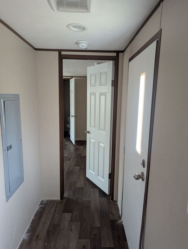 Building Photo - Brand new 3 bed/2 bath home