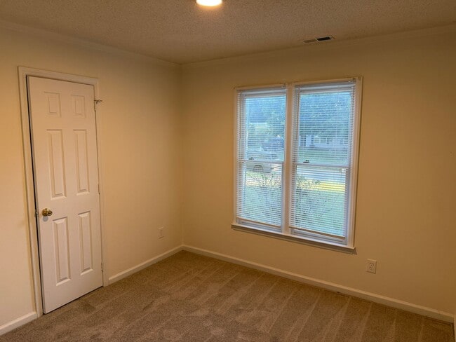 Building Photo - 12800 Levins Hall Rd