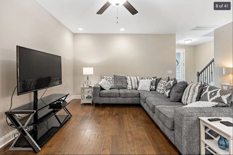 Building Photo - 141 Saddle Wood Ln