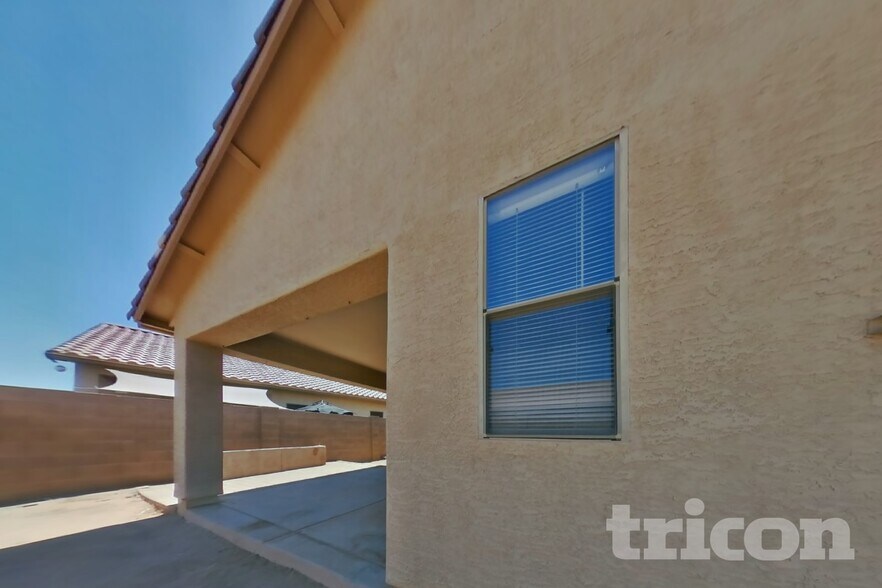Building Photo - 8520 W Sonora St