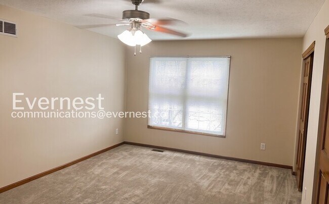 Building Photo - 4369 Houser Dr