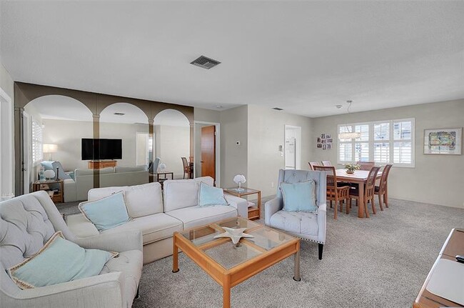 Building Photo - 2705 Roosevelt St