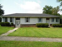 Building Photo - 3301 Pepperhill Rd