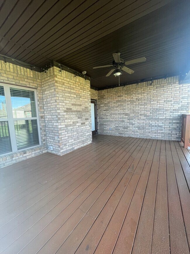 Building Photo - Great location in Sherwood