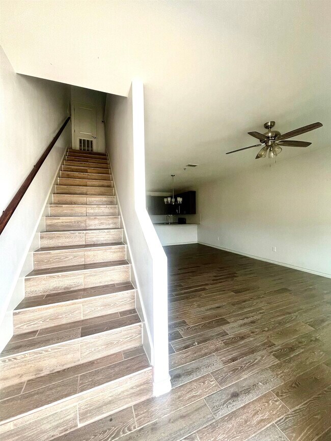 Building Photo - 7615 Laguna Del Mar Ct