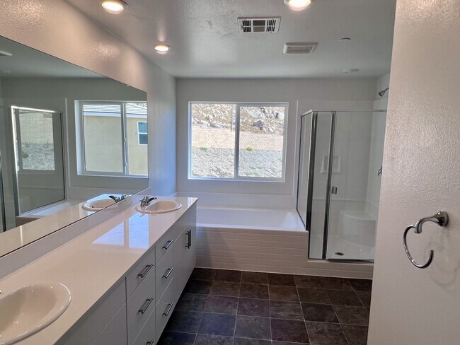 Building Photo - 30284 Truckee Cir