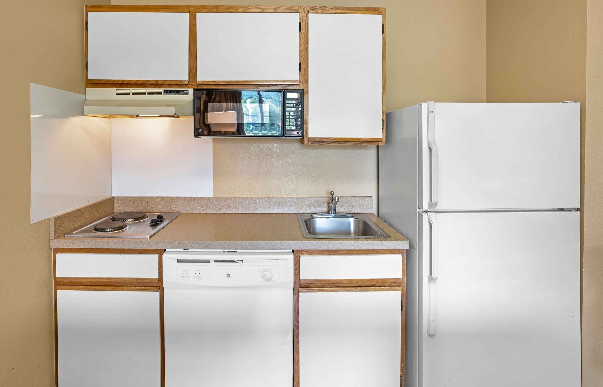 Building Photo - Furnished Studio-Fishkill - Route 9