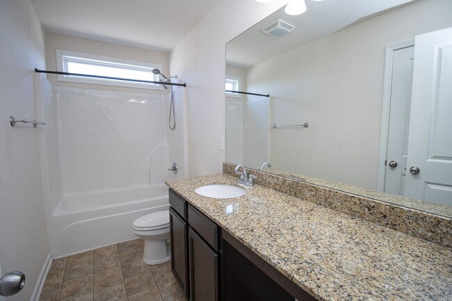 Building Photo - 141 Hay Meadow Ln