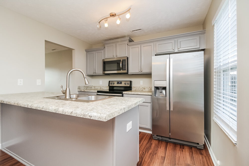 Building Photo - 1414 Westview Dr