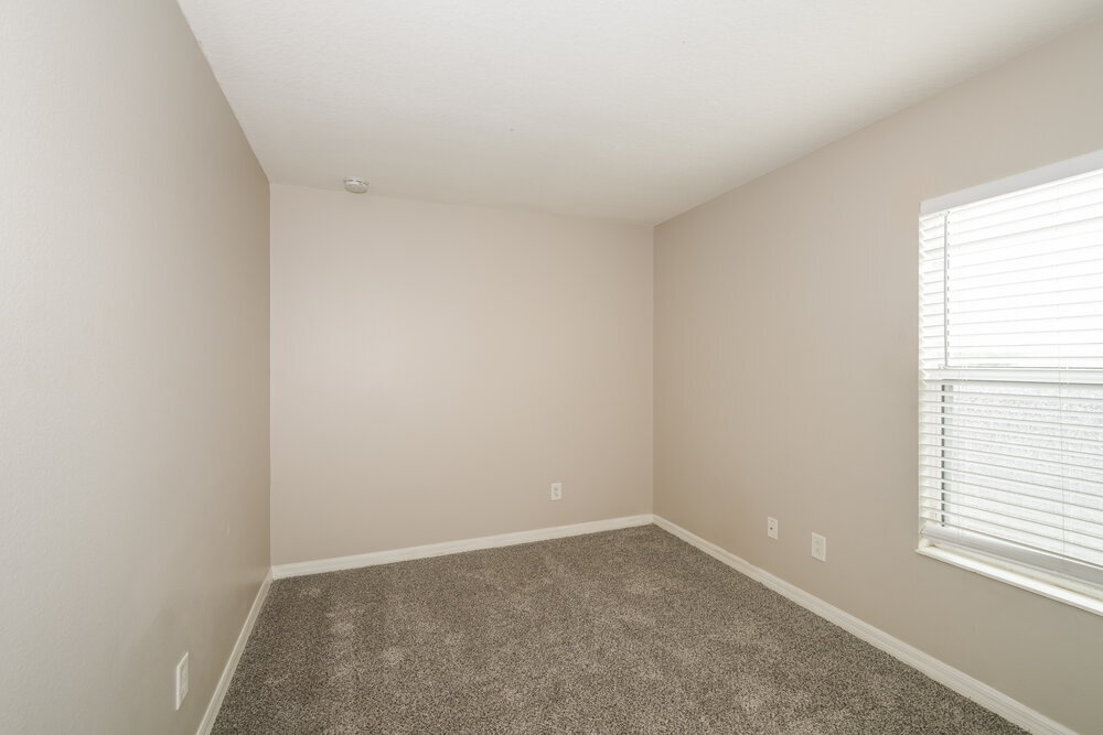 Building Photo - 8226 Summer Wood Ln