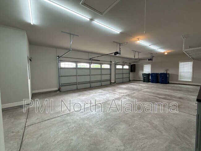 Building Photo - 20 Crimson Cloud SW