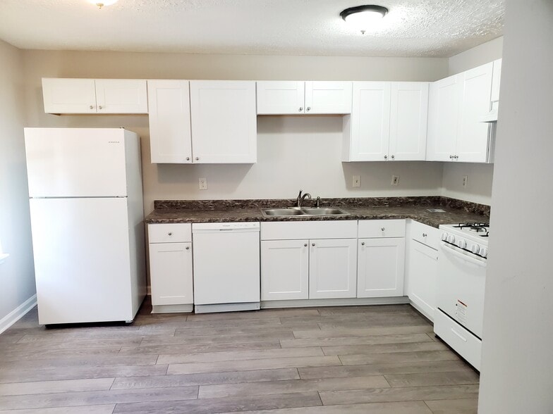 Building Photo - 3559 Ashley Station Dr SW