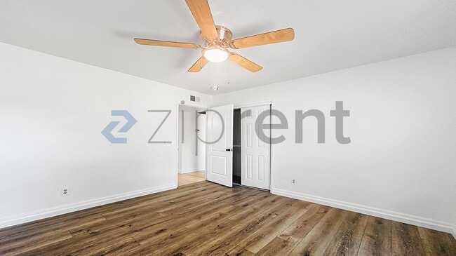 Building Photo - 4109 N Cornelia Ave