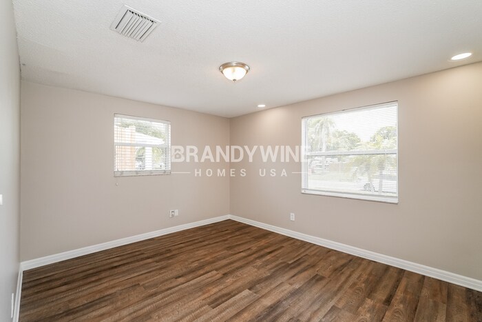 Building Photo - 8509 Portulaca Ave