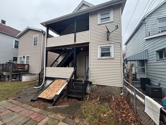 Building Photo - Use Your Tax Return For This Sweetheart of a Deal!