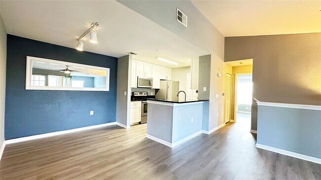 Building Photo - 7417 Vista Way