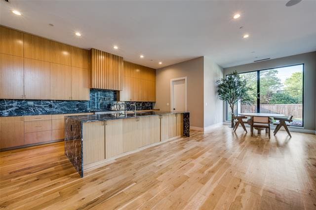 Building Photo - 4215 Nashwood Ln