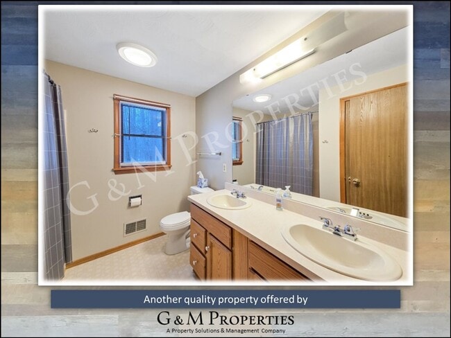 Building Photo - Rare 4-Bedroom Home Rental in the Penfield School District!