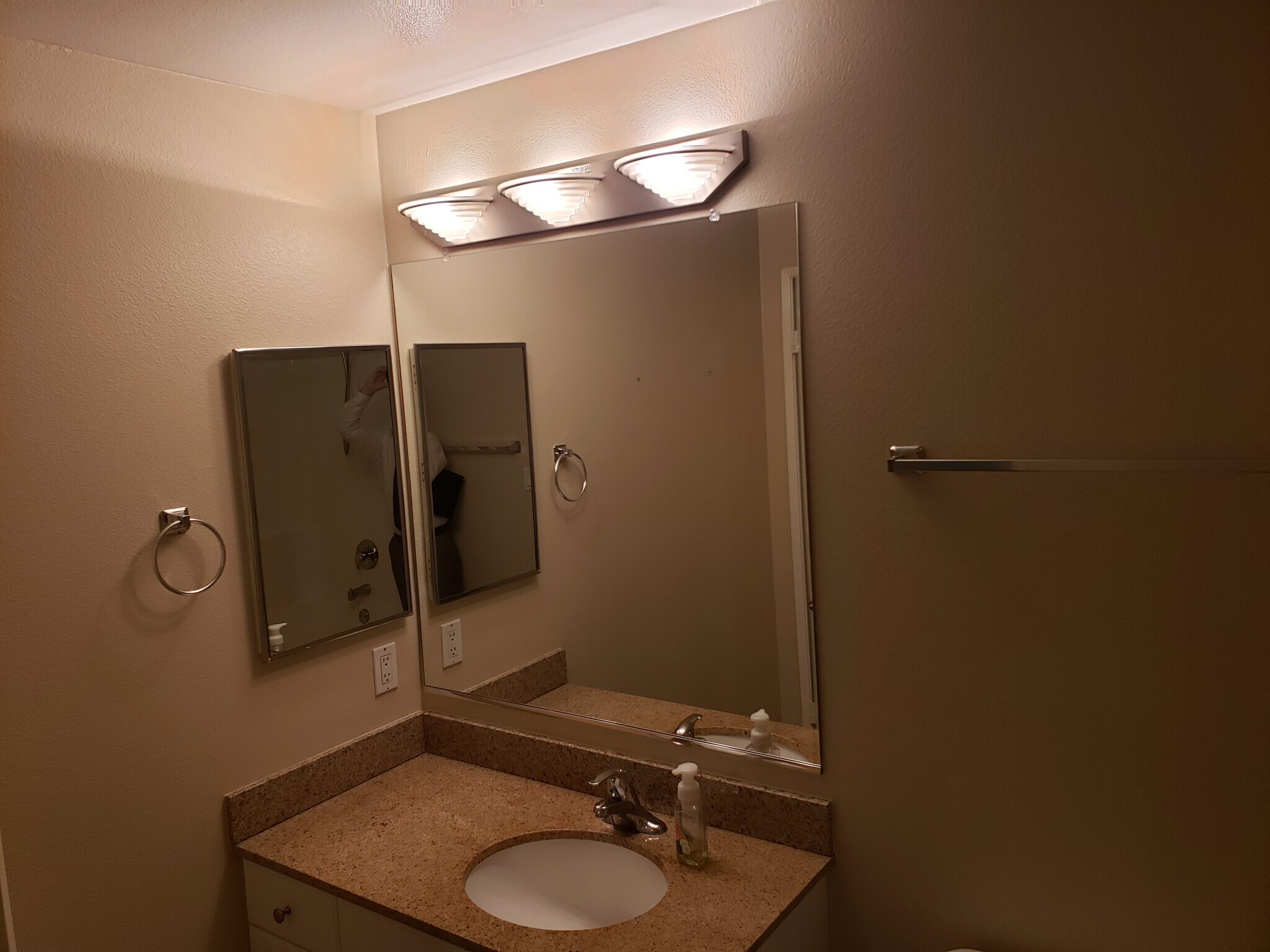 Bathroom - 2264 Watermarke Pl