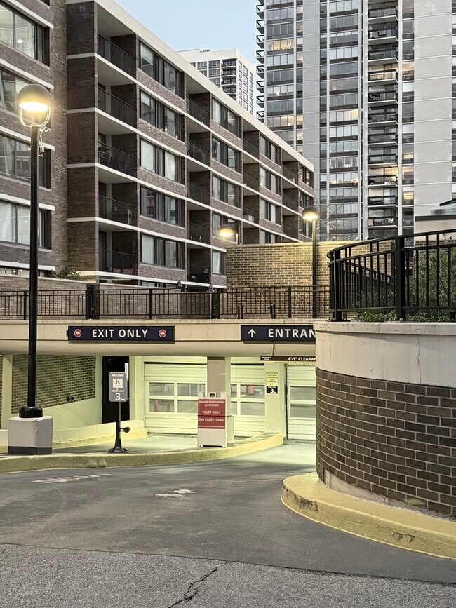 Building Photo - 1560 N Sandburg Terrace