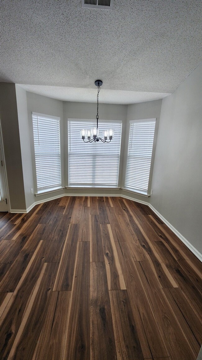 Building Photo - 5510 Underwood Cove