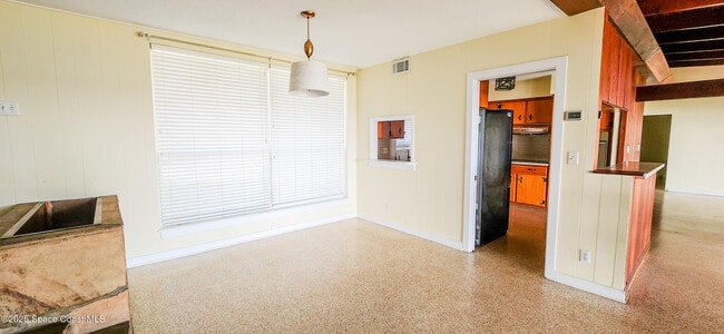 Building Photo - 1181 Sunny Point Dr