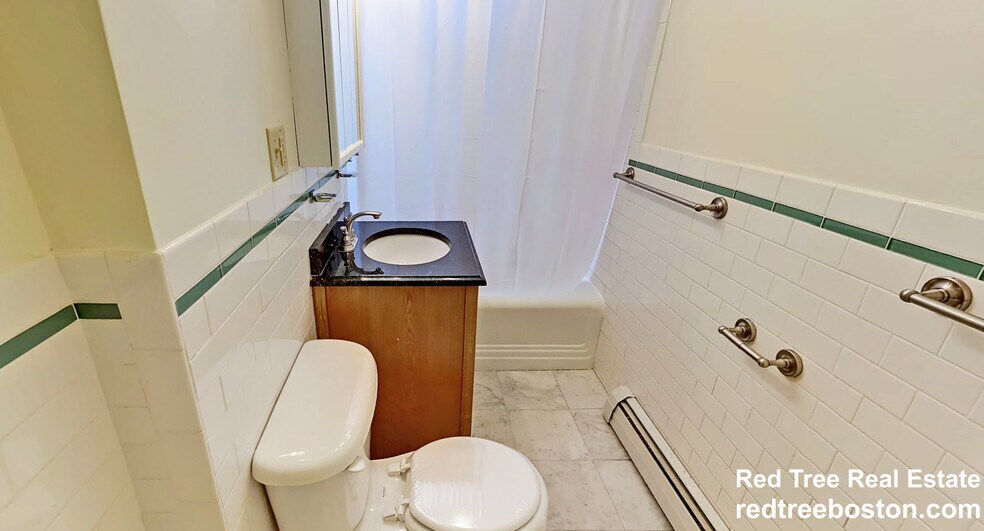 Building Photo - 197 Commonwealth Ave