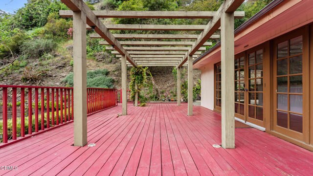 Building Photo - 1450 Benedict Canyon Drive