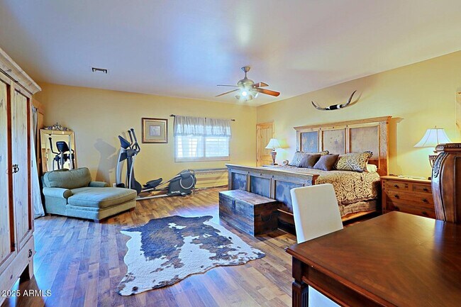 Building Photo - 15320 E Skinner Dr