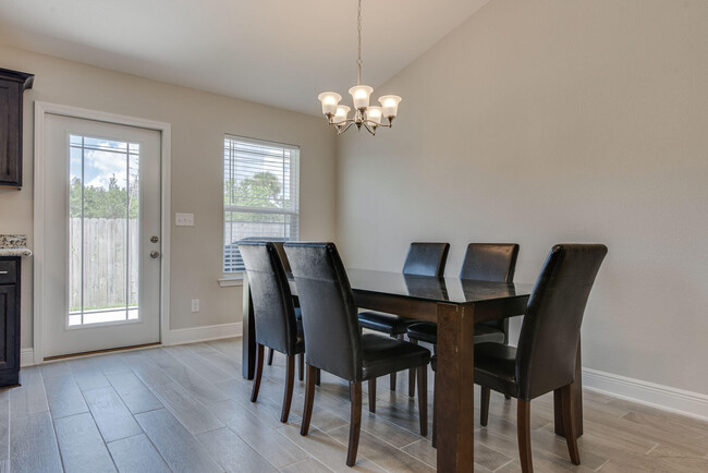Building Photo - 2081 Bella Breeze Ct